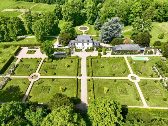 Vente Château Caumont 15 Pièces 600 m²