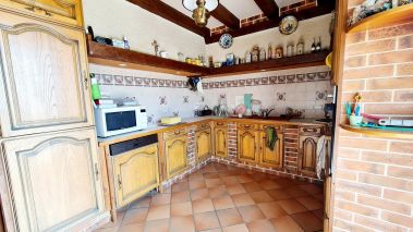 house 7 Rooms for sale on PONT L EVEQUE (14130)