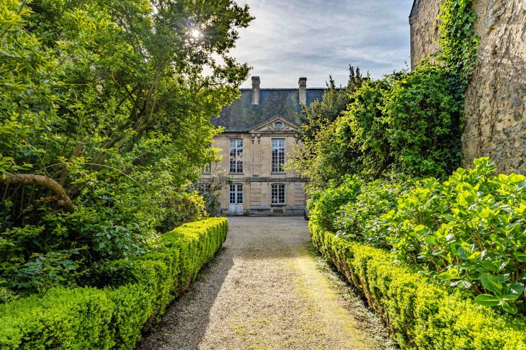 maison 15 Pièces en vente sur BAYEUX (14400)