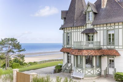 house 25 Rooms for seasonal rent on DEAUVILLE (14800) Rental House Deauville 25 Rooms 400 m²