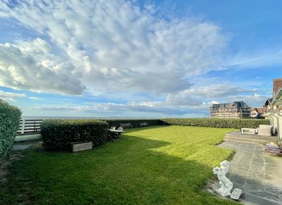 house 6 Rooms for sale on BENERVILLE SUR MER (14910) Sale House Benerville-sur-Mer 6 Rooms 235 m²