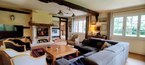 Vente Maison Le Bec-Hellouin 6&nbsp;Pièces 193&nbsp;m²
