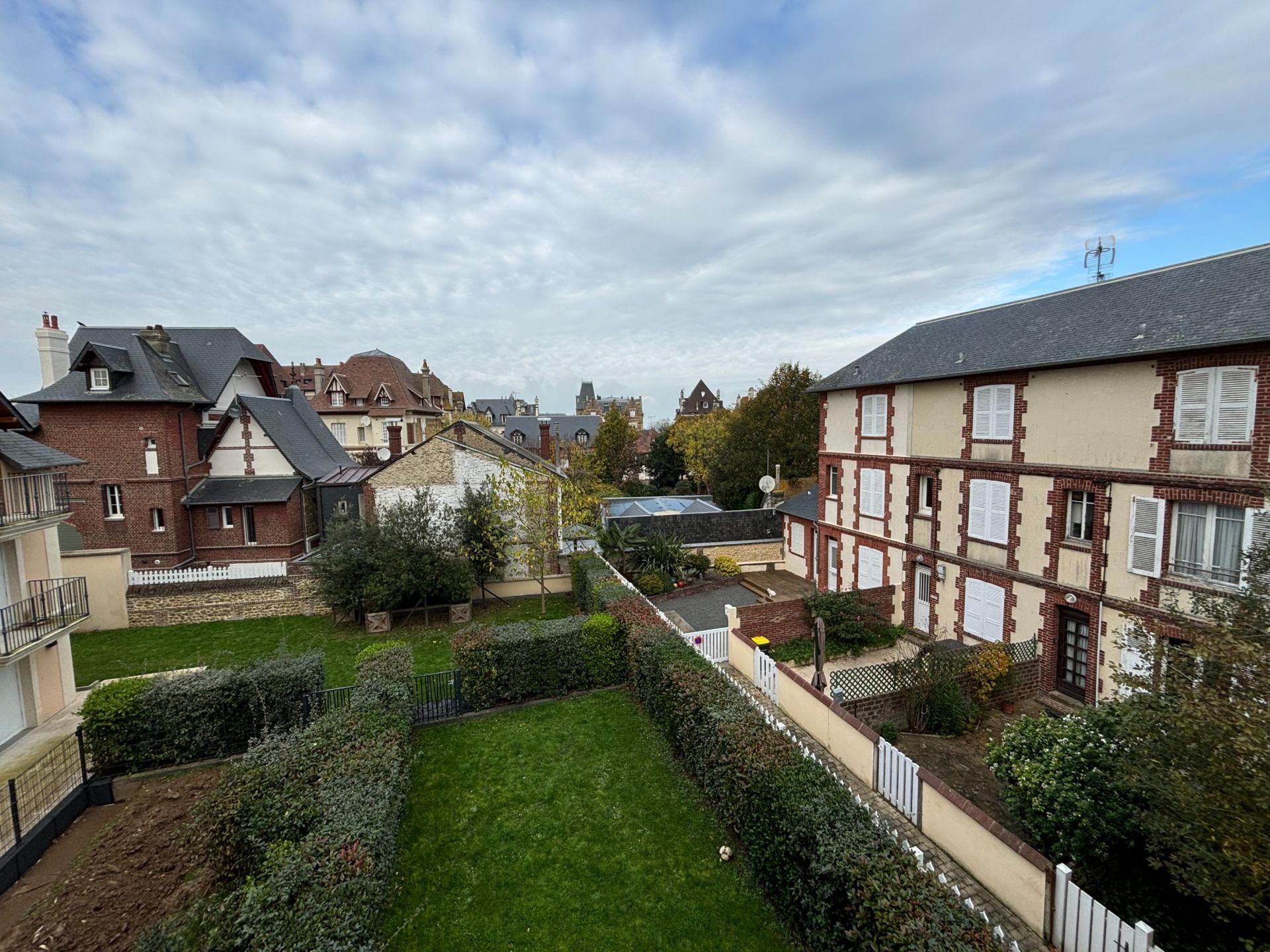 appartement 2 Pièces en location saisonnière sur DEAUVILLE (14800)