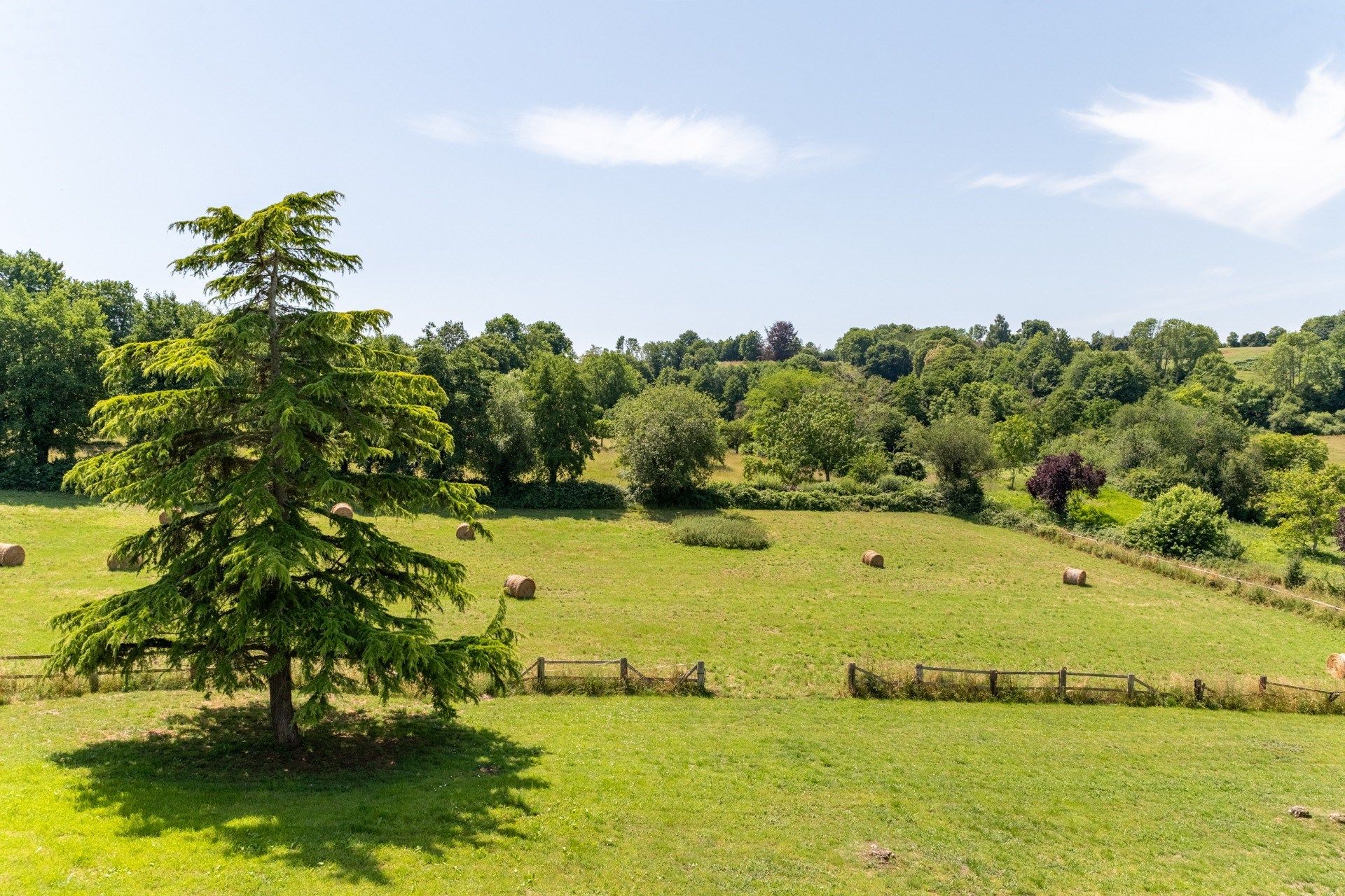 house 8 Rooms for sale on BEAUMONT EN AUGE (14950)