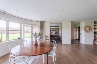 contemporary house 7 Rooms for sale on BAYEUX (14400)