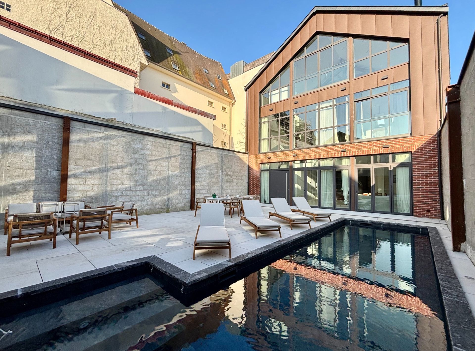 house 9 Rooms for seasonal rent on TROUVILLE SUR MER (14360)