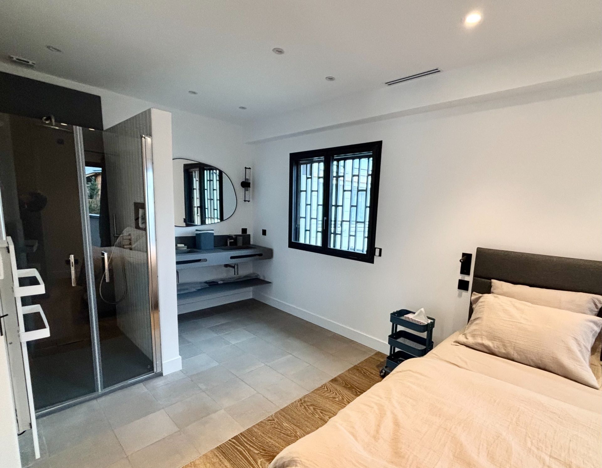 house 9 Rooms for seasonal rent on TROUVILLE SUR MER (14360)