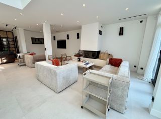 house 9 Rooms for seasonal rent on TROUVILLE SUR MER (14360)