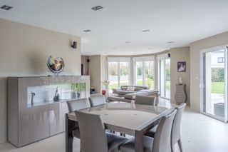 house 6 Rooms for sale on JULLOUVILLE (50610)