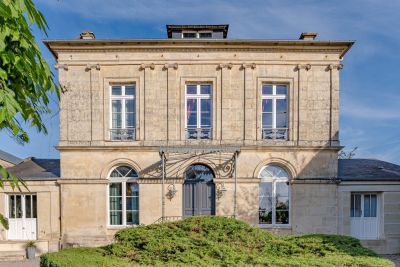 Vente Maison Bayeux 6 Pièces 215 m²