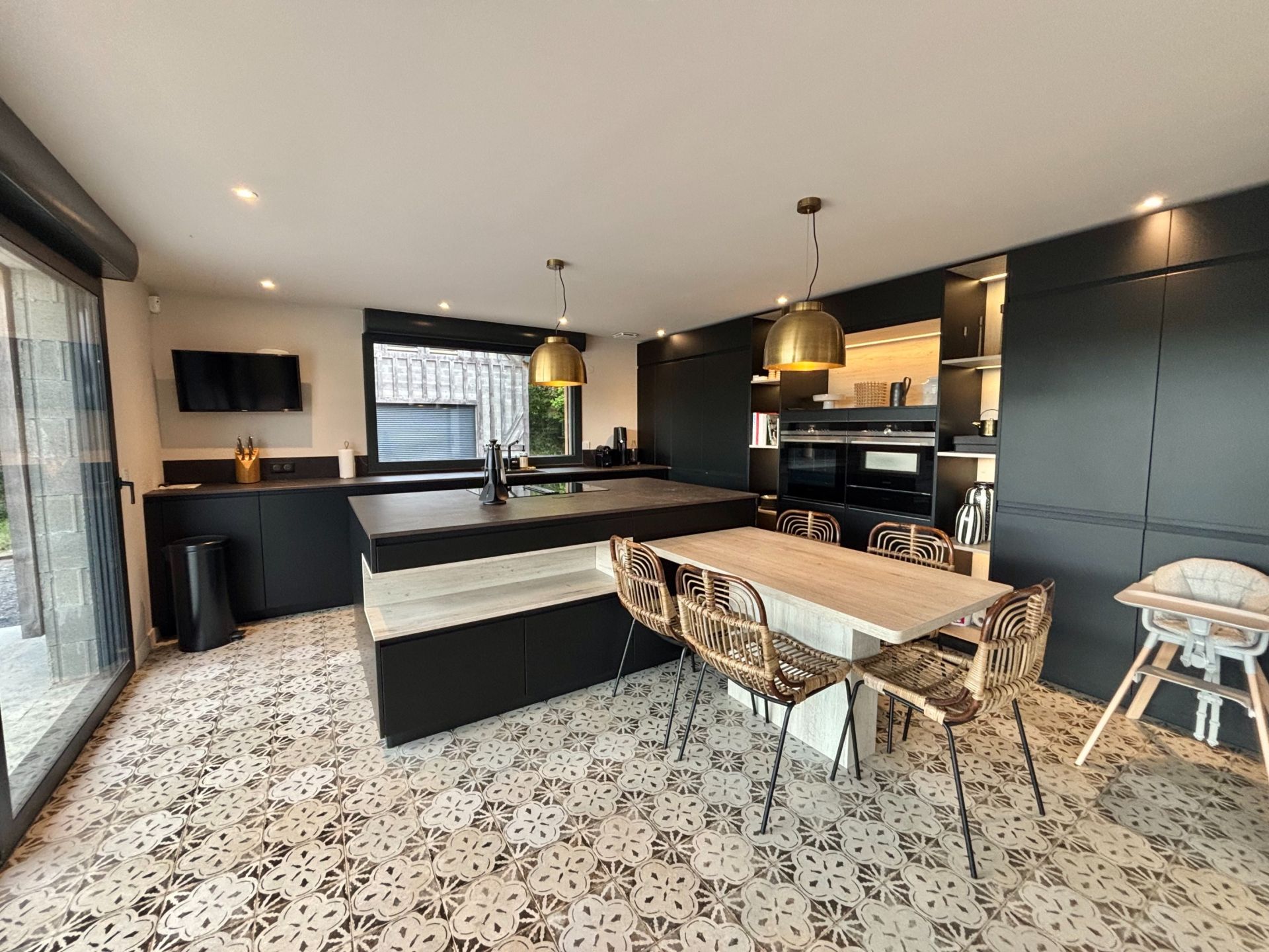 house 6 Rooms for sale on GLANVILLE (14950)