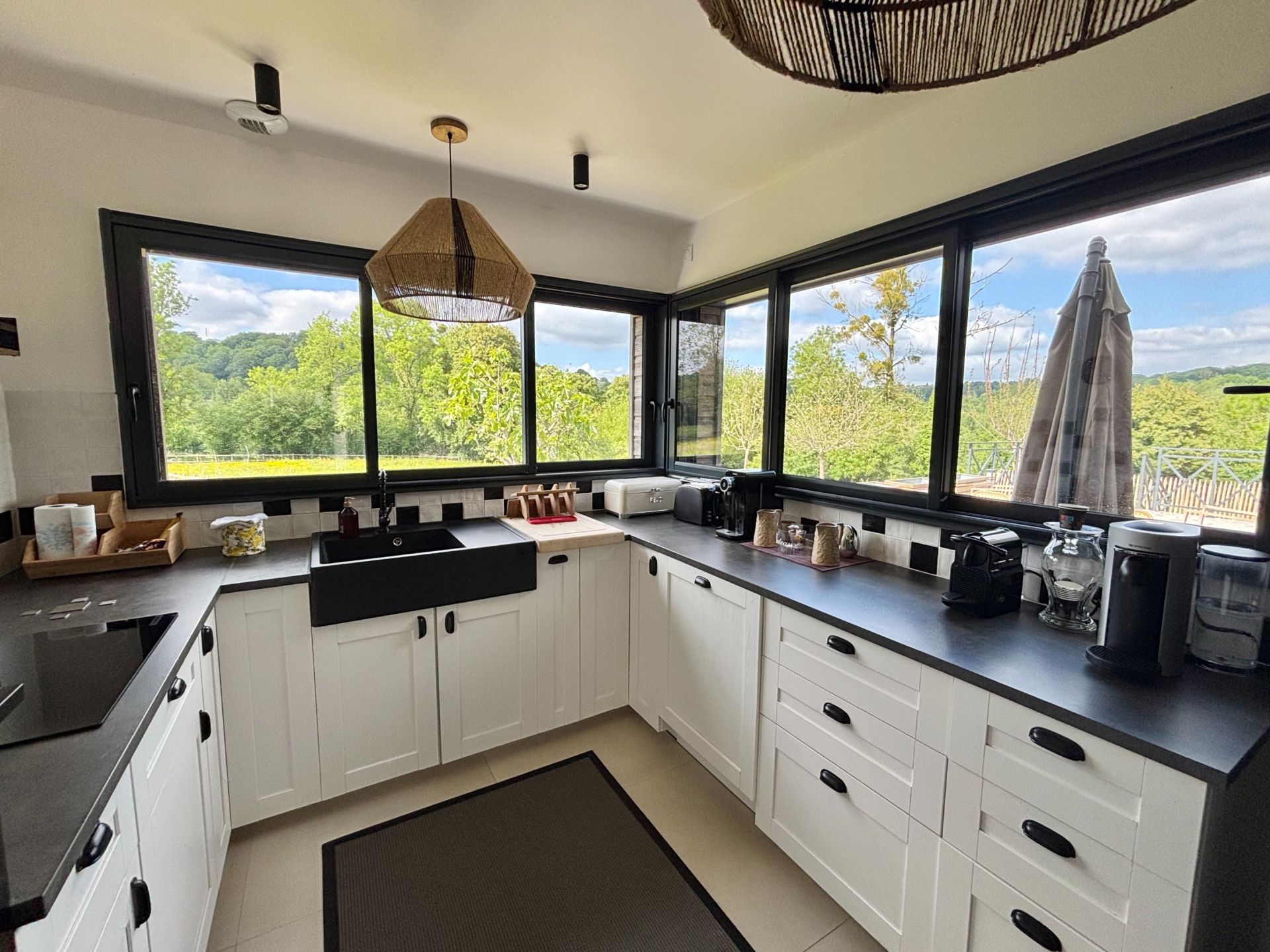 house 6 Rooms for sale on PONT L EVEQUE (14130)