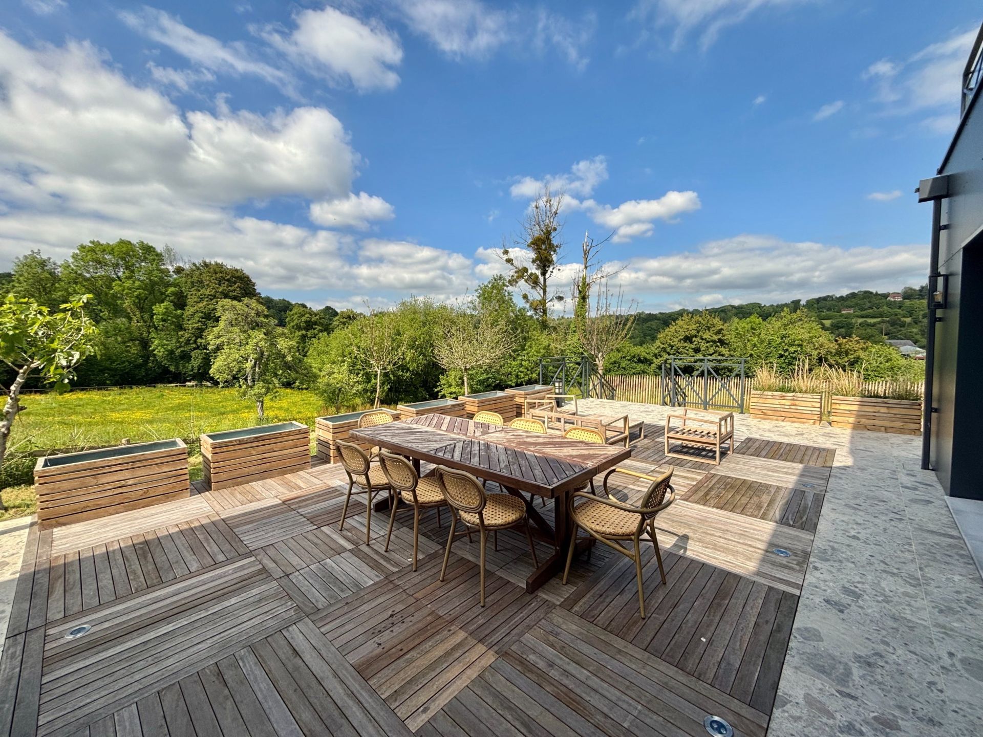 house 6 Rooms for sale on PONT L EVEQUE (14130)