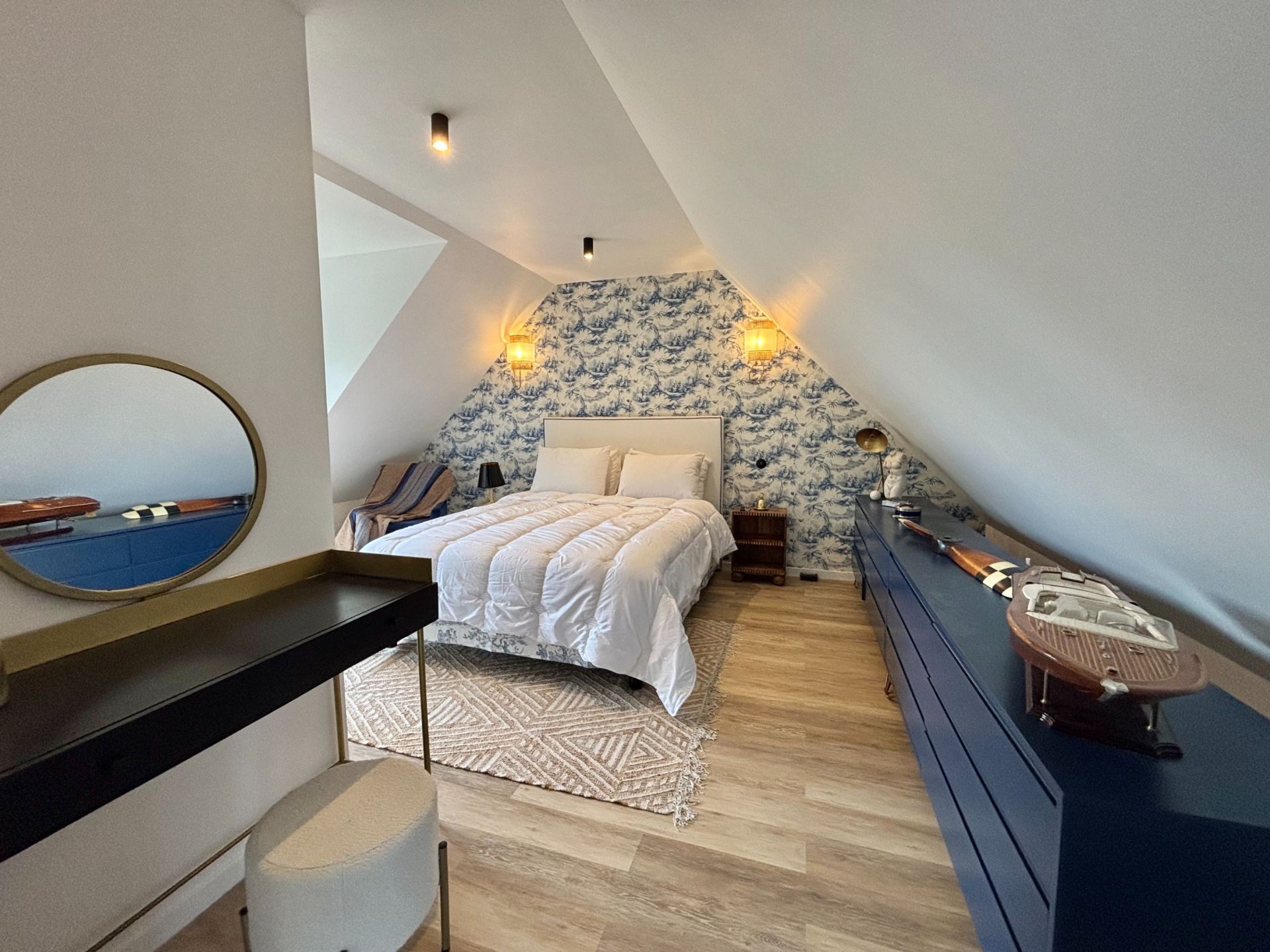 house 6 Rooms for sale on PONT L EVEQUE (14130)