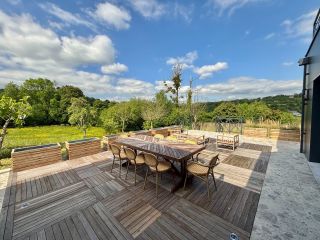 house 6 Rooms for sale on PONT L EVEQUE (14130)