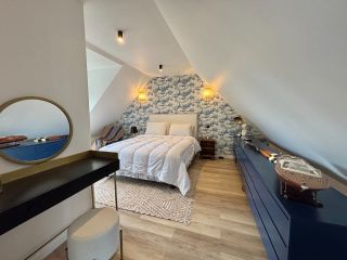 house 6 Rooms for sale on PONT L EVEQUE (14130)