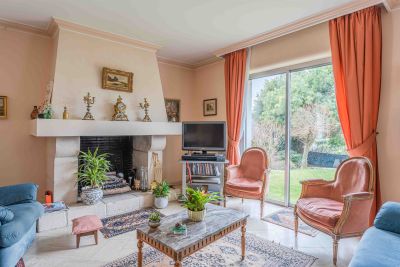 house 8 Rooms for sale on COURSEULLES SUR MER (14470) Sale House Courseulles-sur-Mer 8 Rooms 227 m²