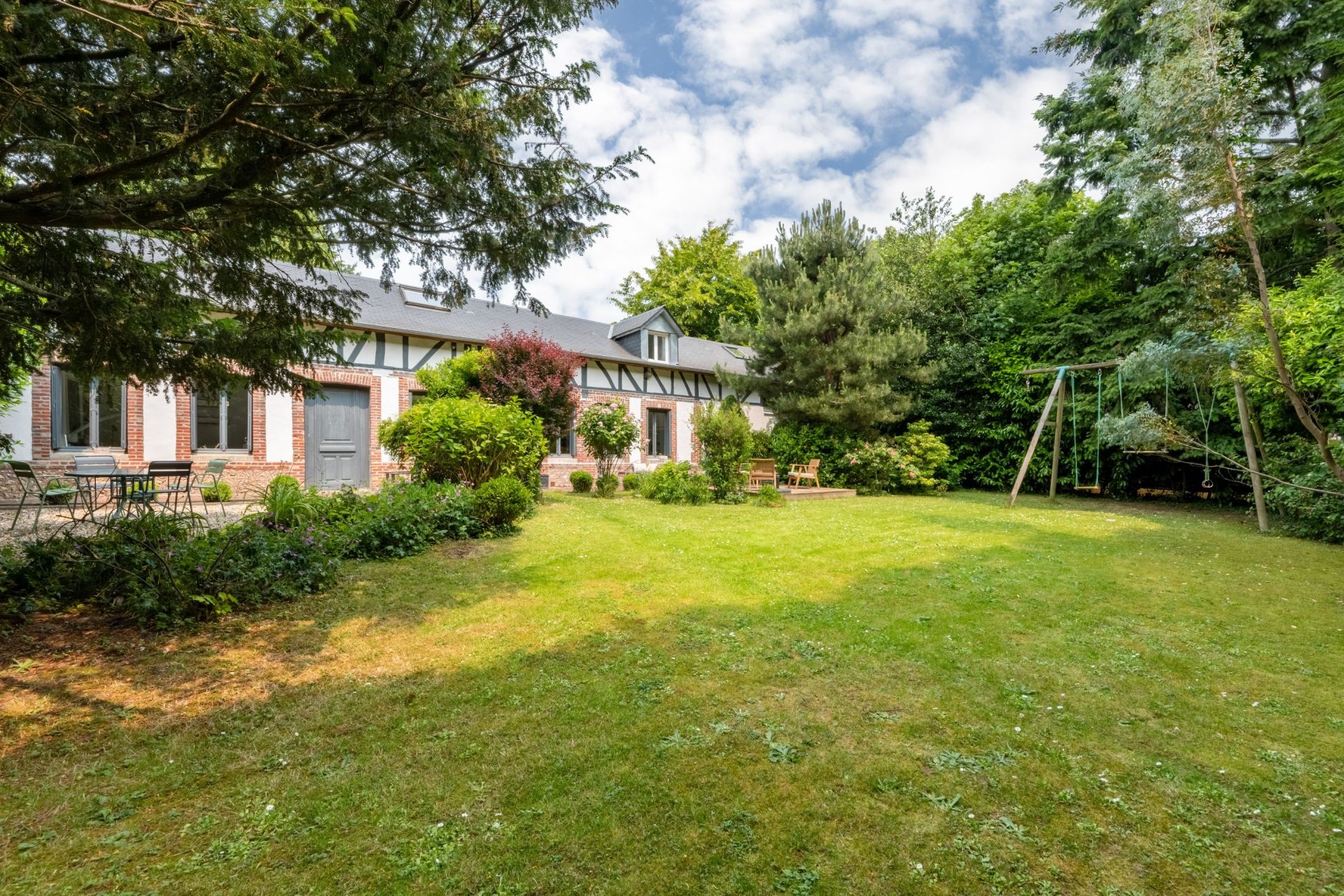 house 8 Rooms for sale on MONT ST AIGNAN (76130)