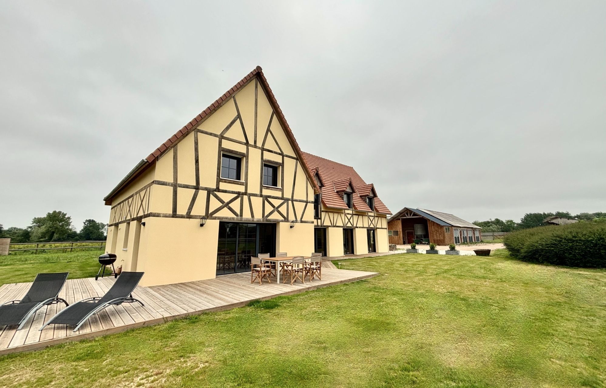 maison 9 Pièces en vente sur TROUVILLE SUR MER (14360)