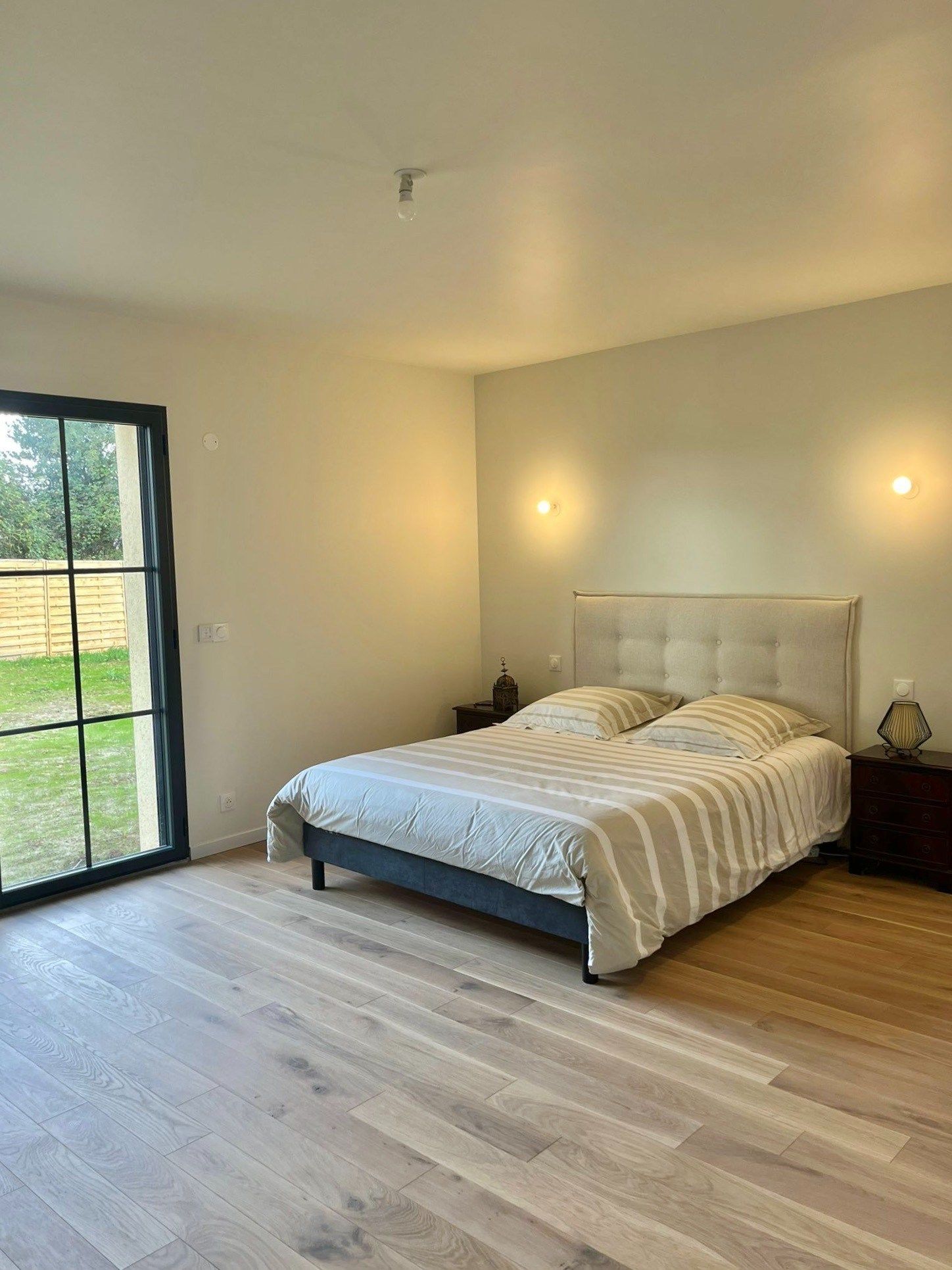 house 9 Rooms for sale on TROUVILLE SUR MER (14360)