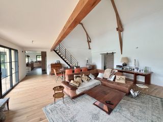 house 9 Rooms for sale on TROUVILLE SUR MER (14360)