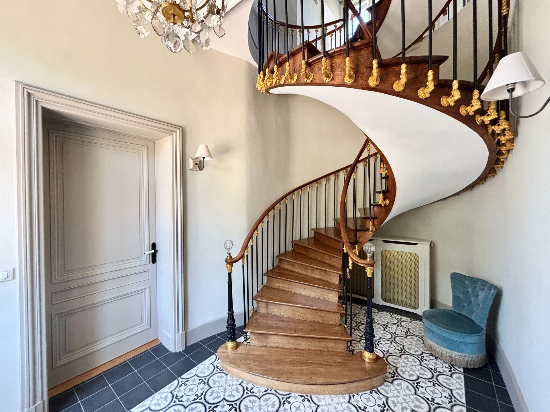 maison 9 Pièces en location saisonnière sur EQUEMAUVILLE (14600)