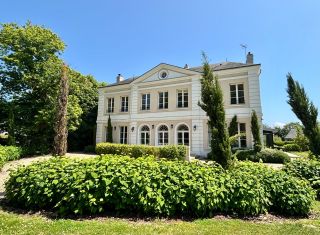 maison 9 Pièces en location saisonnière sur EQUEMAUVILLE (14600)