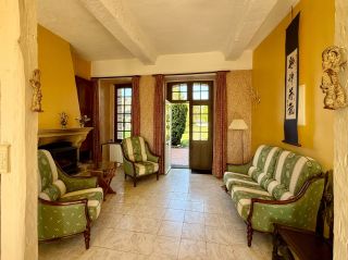 house 6 Rooms for sale on HAUSSEZ (76440)