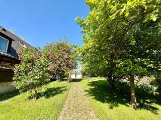 house 6 Rooms for sale on HAUSSEZ (76440)