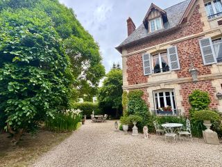 maison 12 Pièces en vente sur TOURGEVILLE (14800)