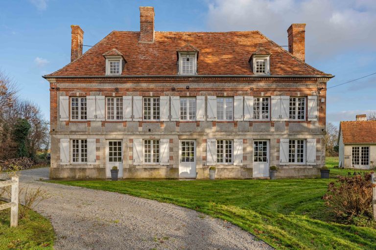 house 9 Rooms for sale on ST GERMAIN LA CAMPAGNE (27230)