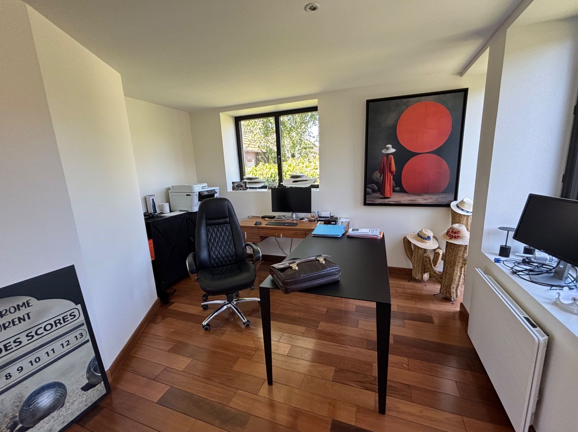 house 8 Rooms for sale on CAEN (14000)