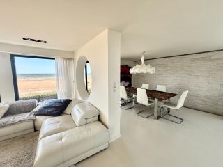 house 7 Rooms for sale on VILLERS SUR MER (14640)