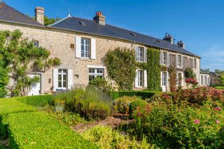 maison 12 Pièces en vente sur ARROMANCHES LES BAINS (14117)