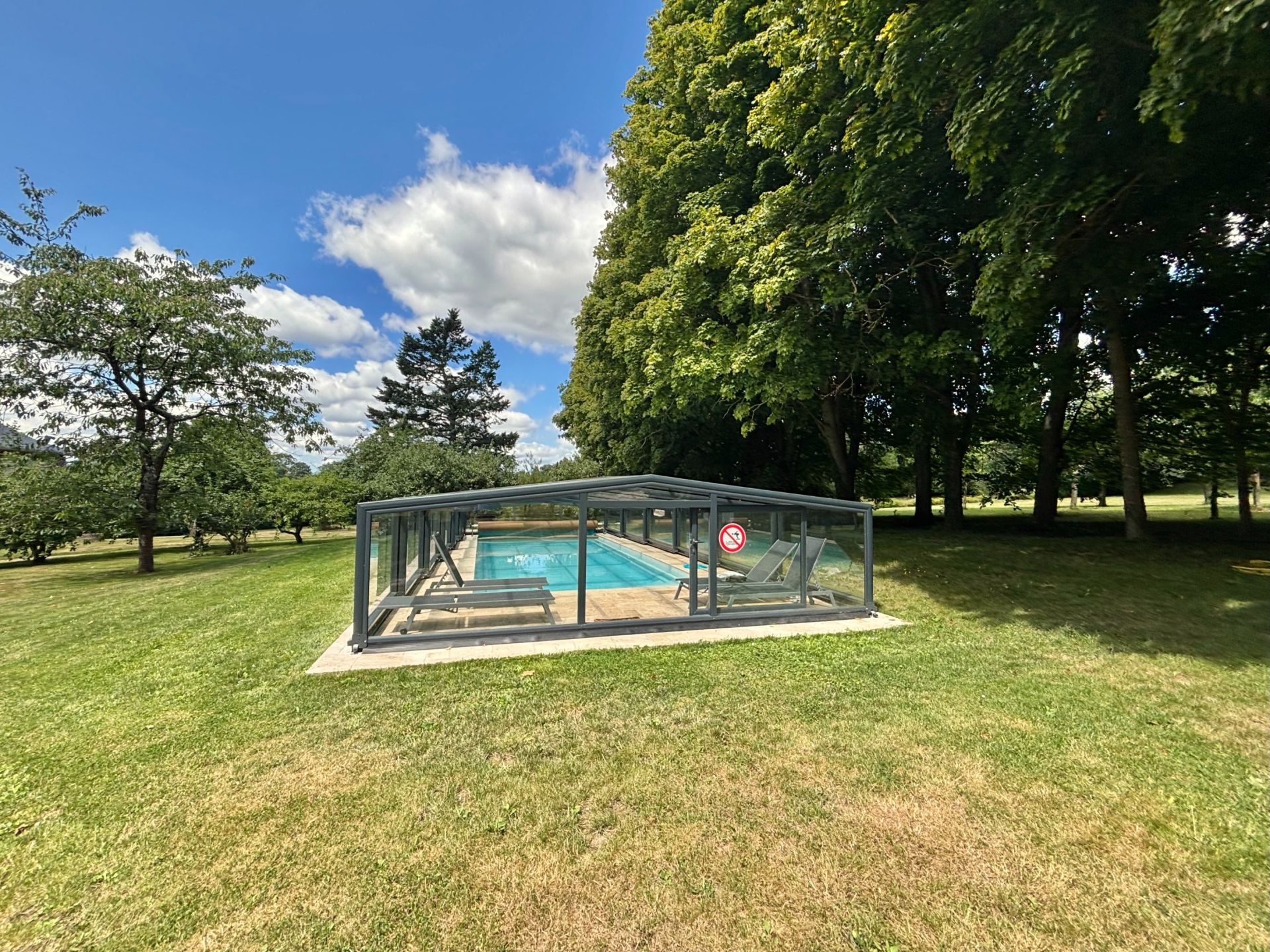 manoir 10 Pièces en vente sur ECAQUELON (27290)