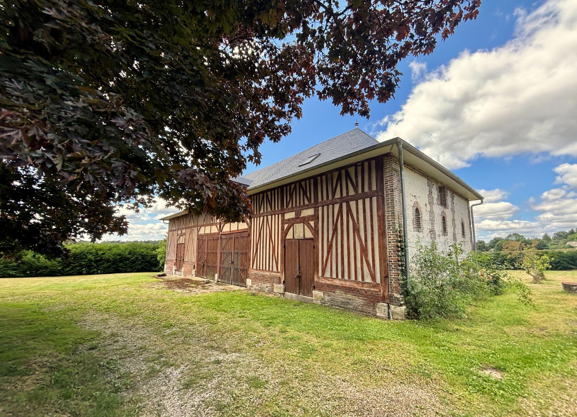 manoir 15 Pièces en vente sur ECAQUELON (27290)
