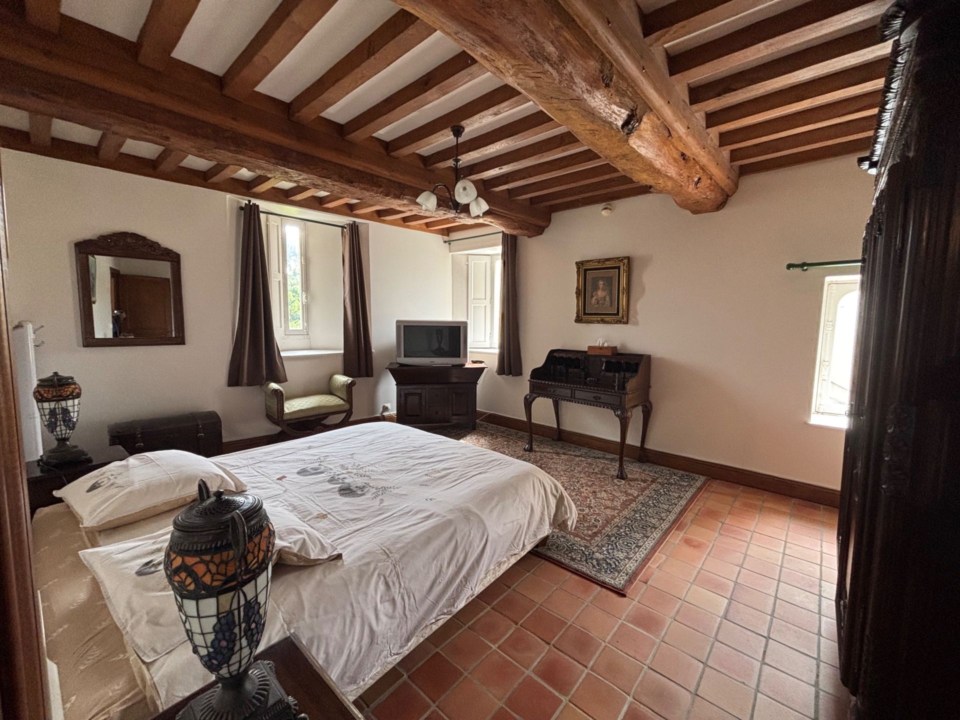 manor house 16 Rooms for sale on BAYEUX (14400)