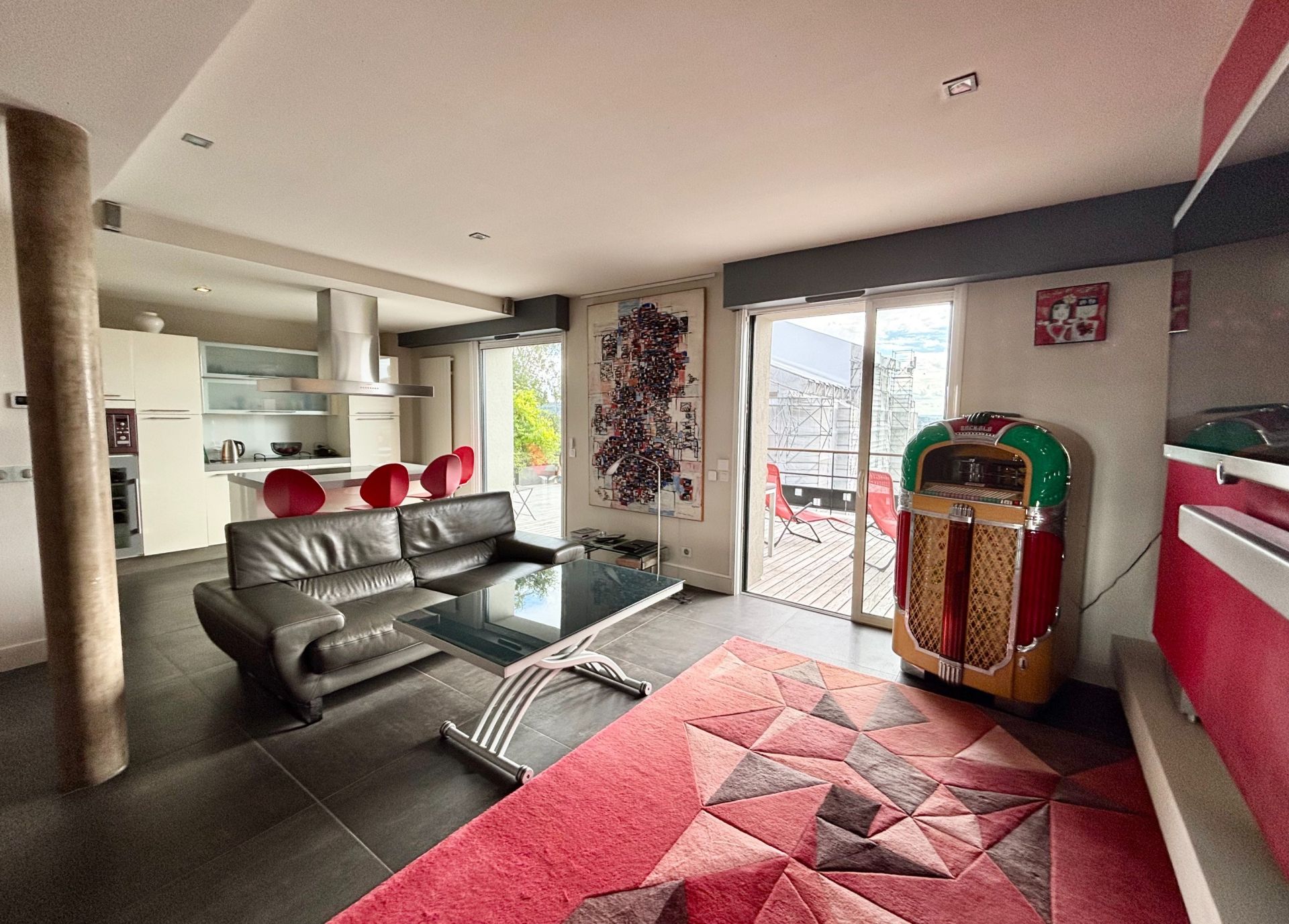 house 9 Rooms for sale on TROUVILLE SUR MER (14360)