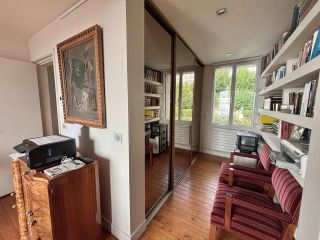 house 9 Rooms for sale on TROUVILLE SUR MER (14360)