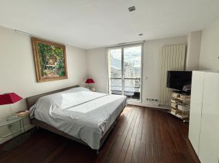 house 9 Rooms for sale on TROUVILLE SUR MER (14360)