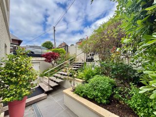 house 9 Rooms for sale on TROUVILLE SUR MER (14360)