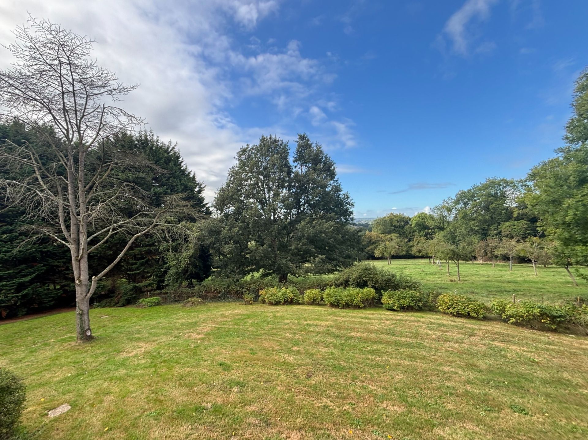 maison 10 Pièces en vente sur ENGLESQUEVILLE EN AUGE (14800)