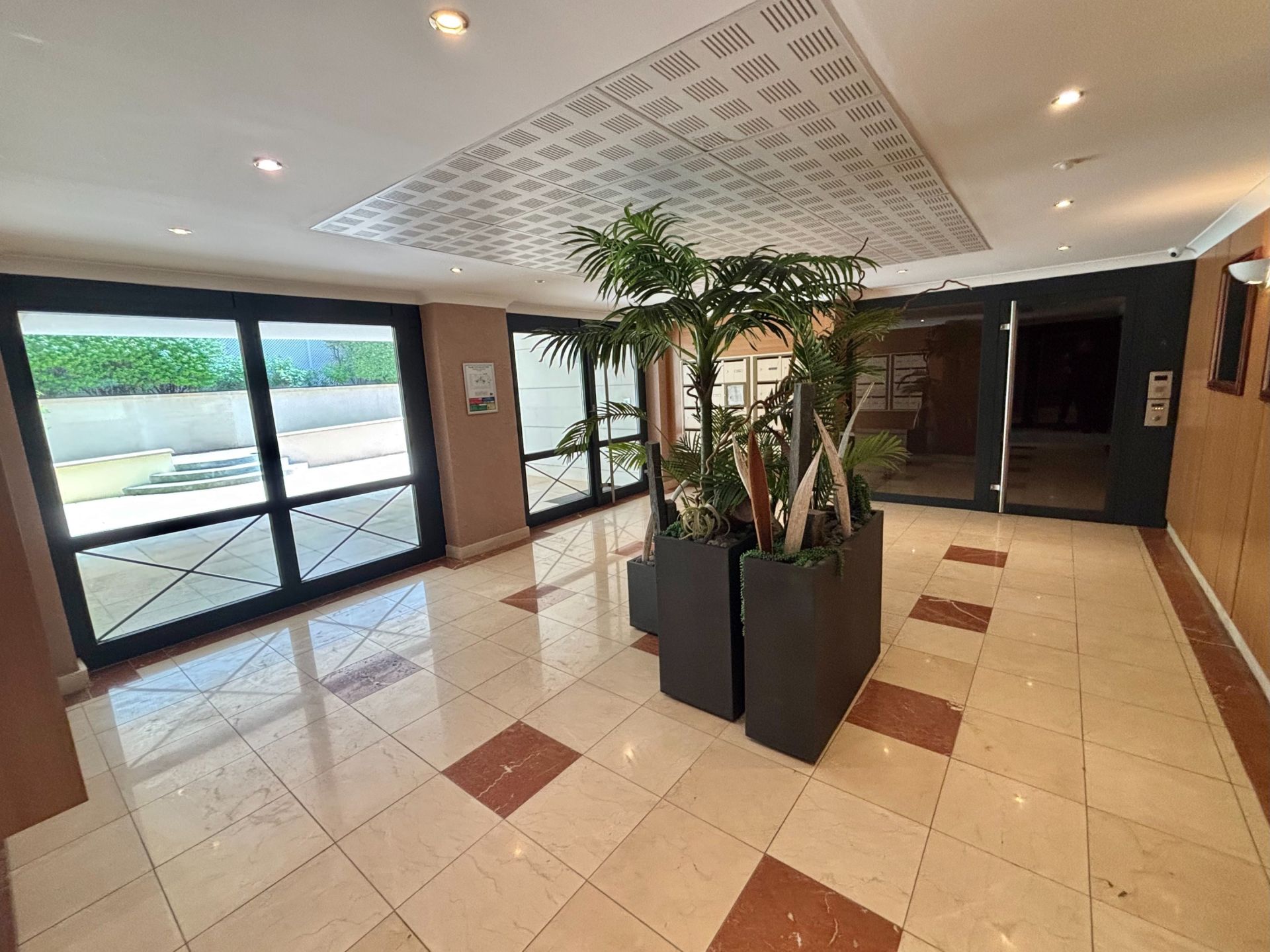 apartment 3 Rooms for sale on DEAUVILLE (14800)