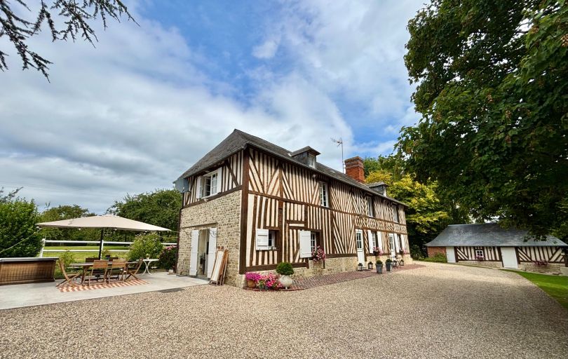 manoir 8 Pièces en vente sur RUMESNIL (14340)
