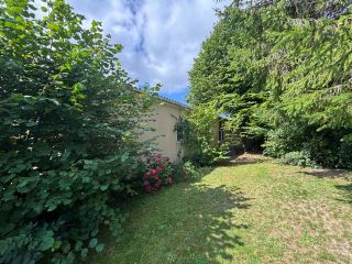 house 9 Rooms for sale on BAYEUX (14400)