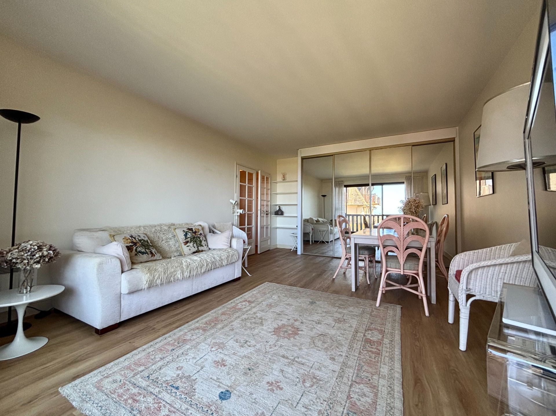 apartment 2 Rooms for rent on DEAUVILLE (14800)