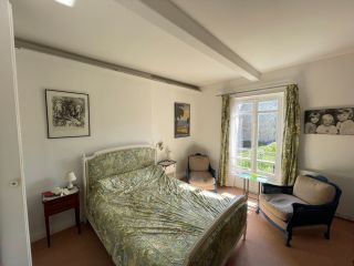 house 6 Rooms for sale on DEAUVILLE (14800)