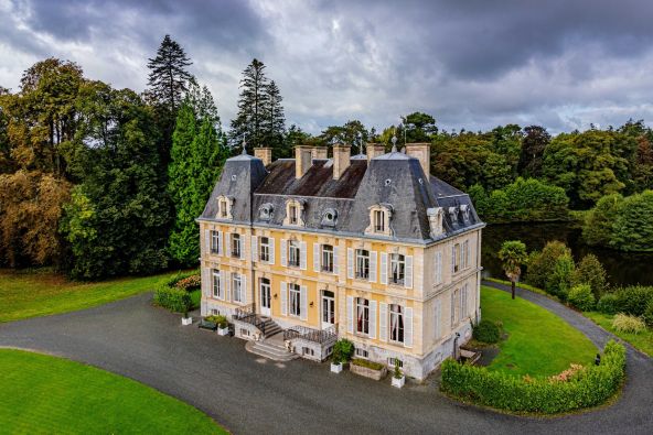 Sale Castle Coutances 23&nbsp;Rooms 520&nbsp;m²