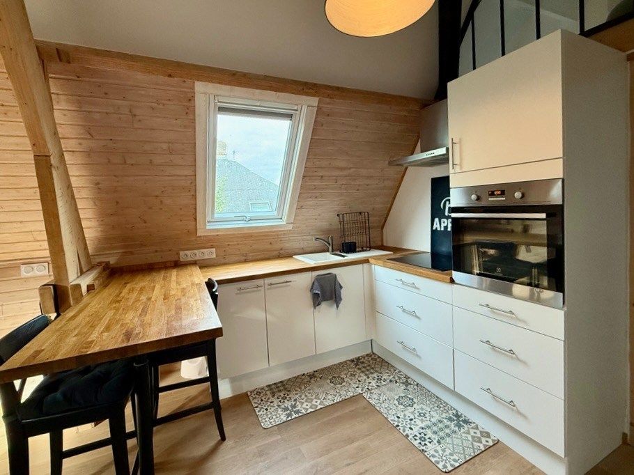 Norman house 8 Rooms for sale on PONT L EVEQUE (14130)