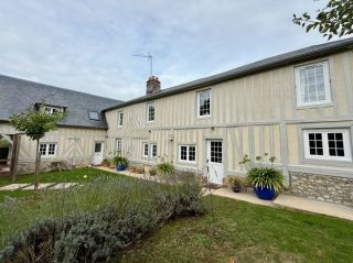 maison normande 8 Pièces en vente sur MANNEVILLE LA PIPARD (14130)